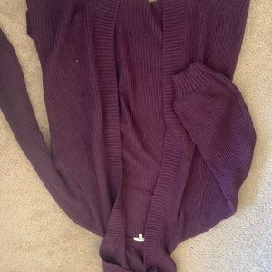 Maroon sweater